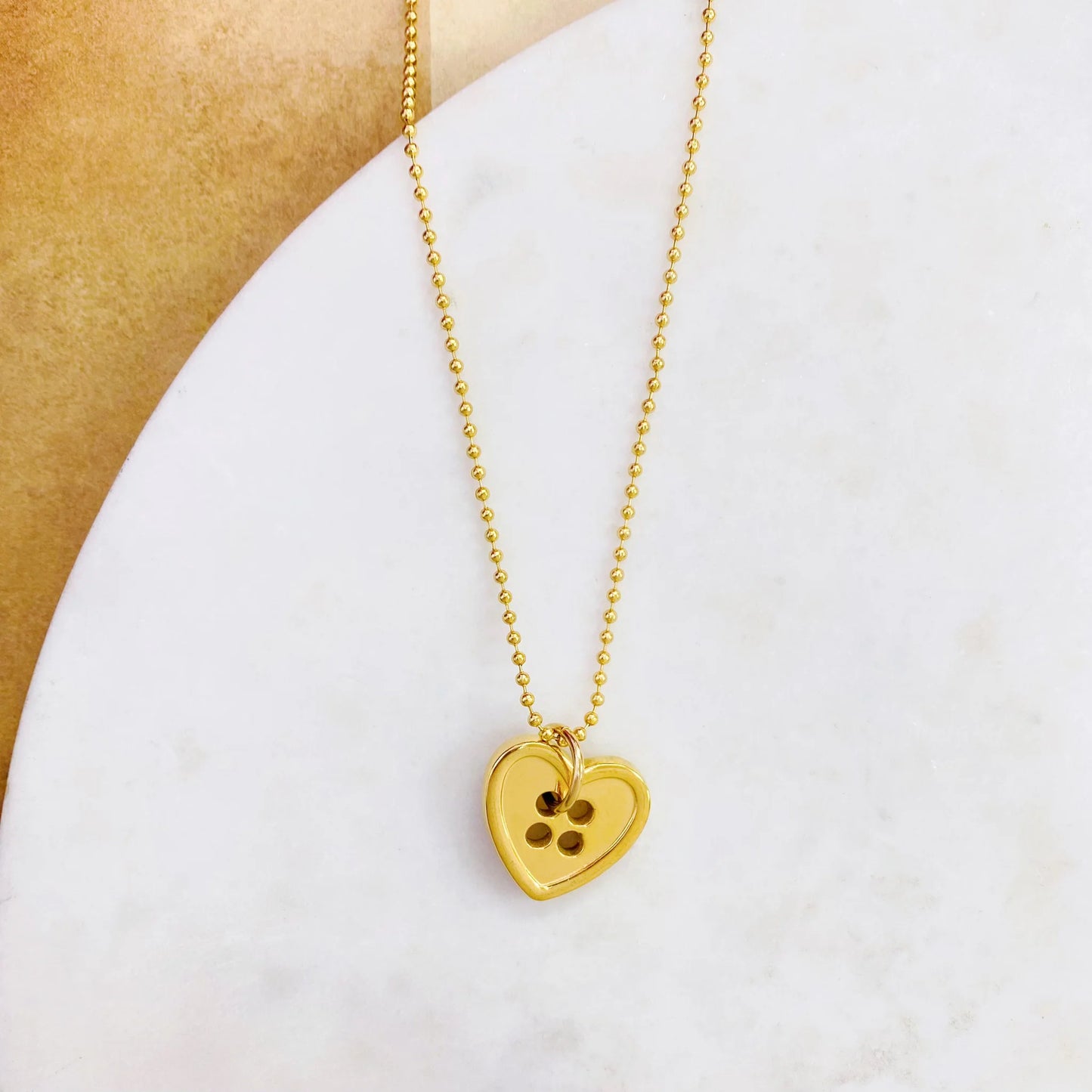 Cadena "Love Button"