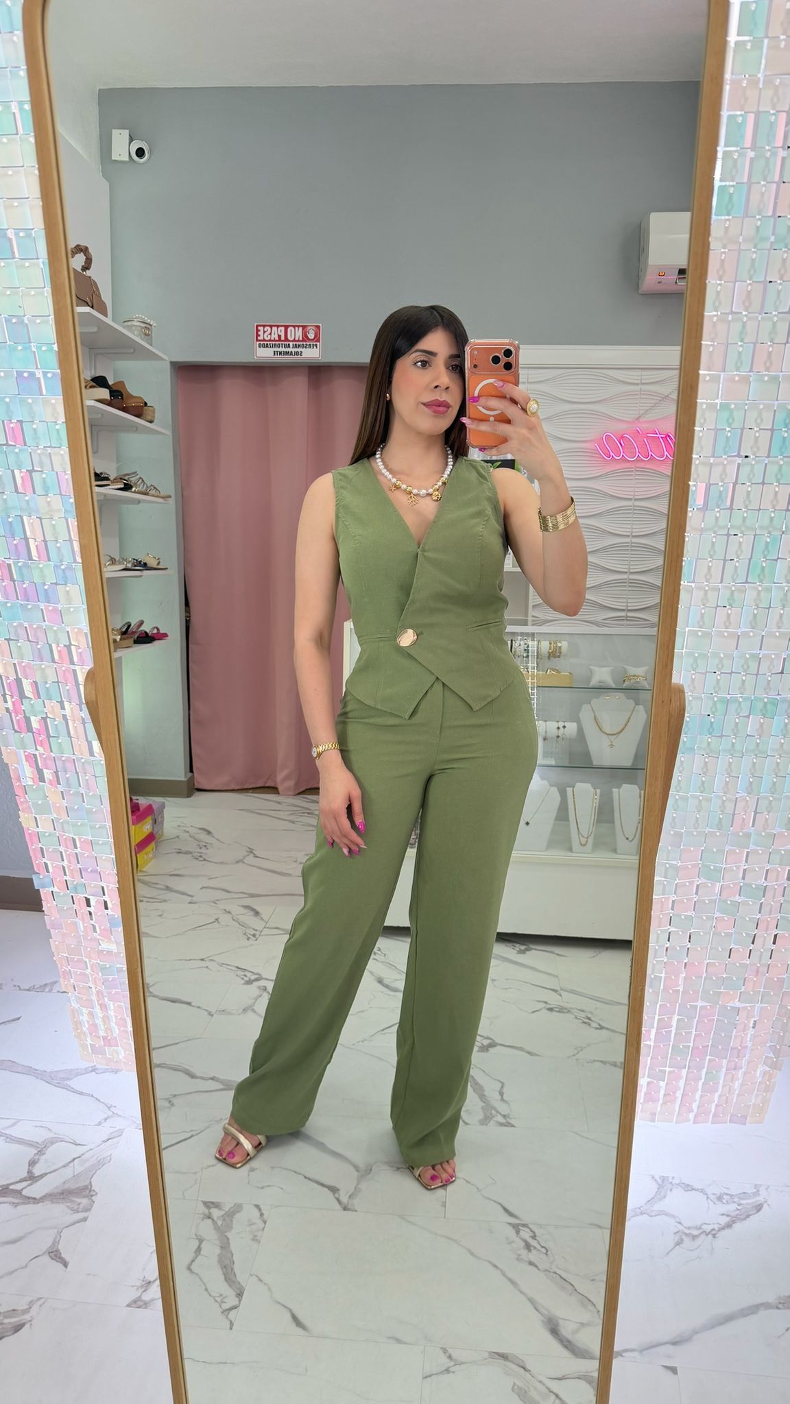 Mariana Olive Set
